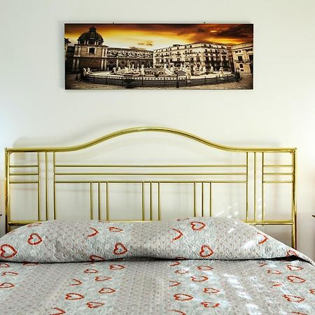 A Casa Di Fra' Bed & Breakfast Palermo Ngoại thất bức ảnh