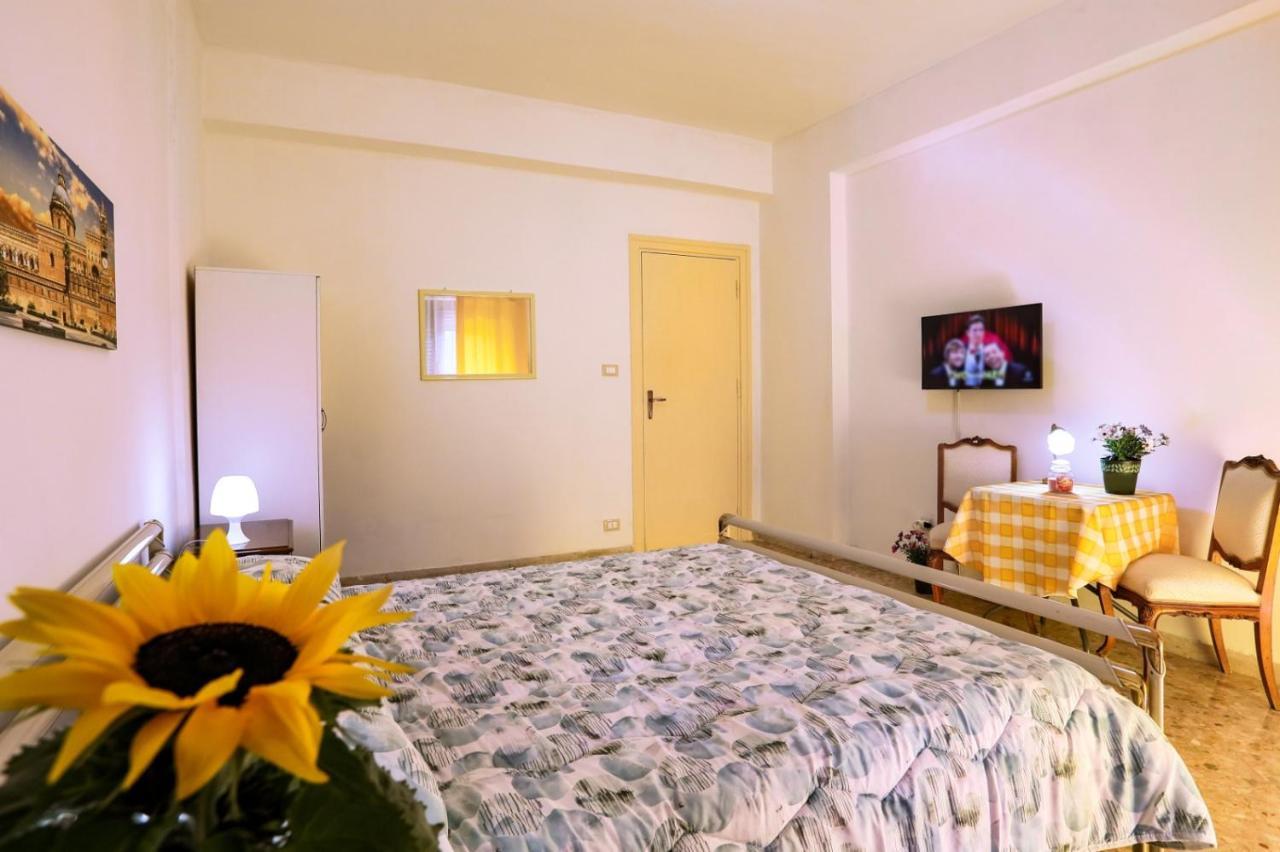 A Casa Di Fra' Bed & Breakfast Palermo Ngoại thất bức ảnh